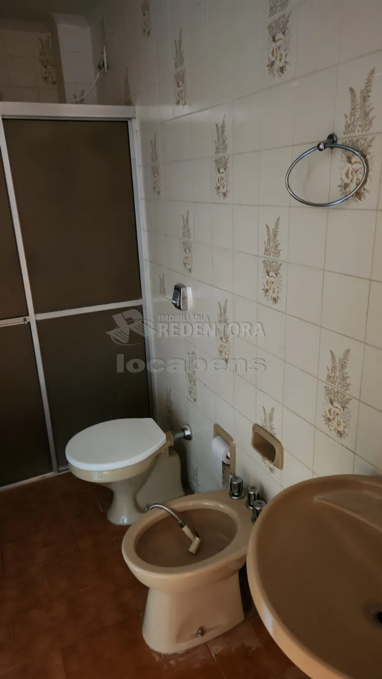 Alugar Apartamento / Padrão em São José do Rio Preto R$ 1.400,00 - Foto 12