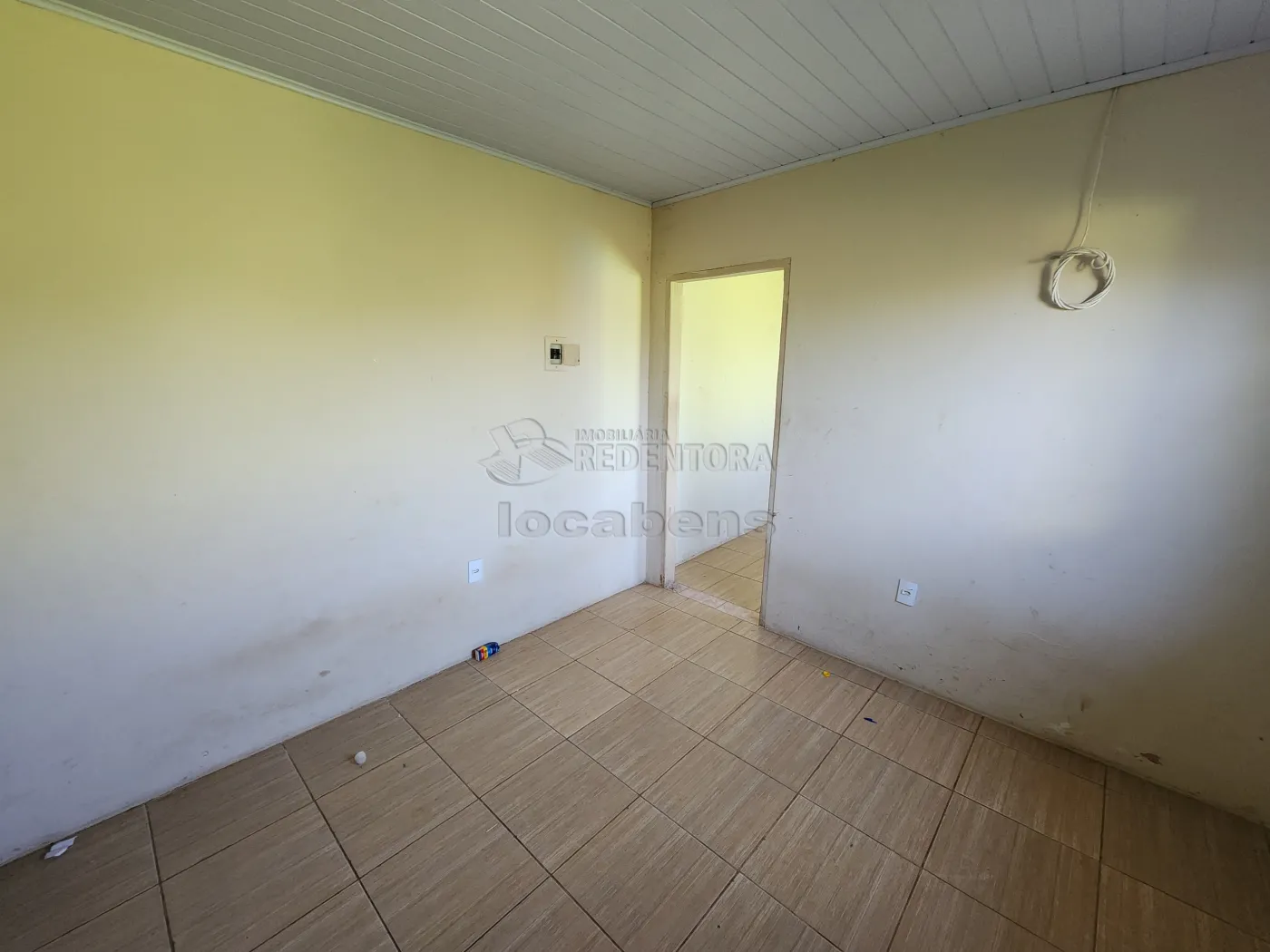 Alugar Casa / Padrão em Bady Bassitt R$ 750,00 - Foto 4