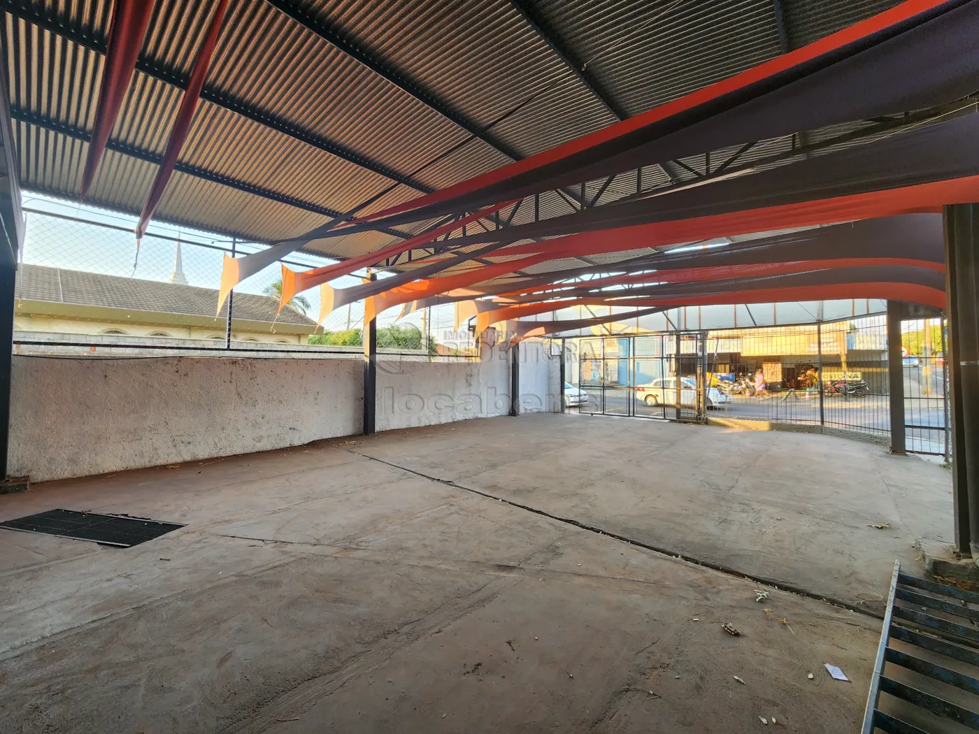 Alugar Comercial / Salão em São José do Rio Preto R$ 2.500,00 - Foto 3