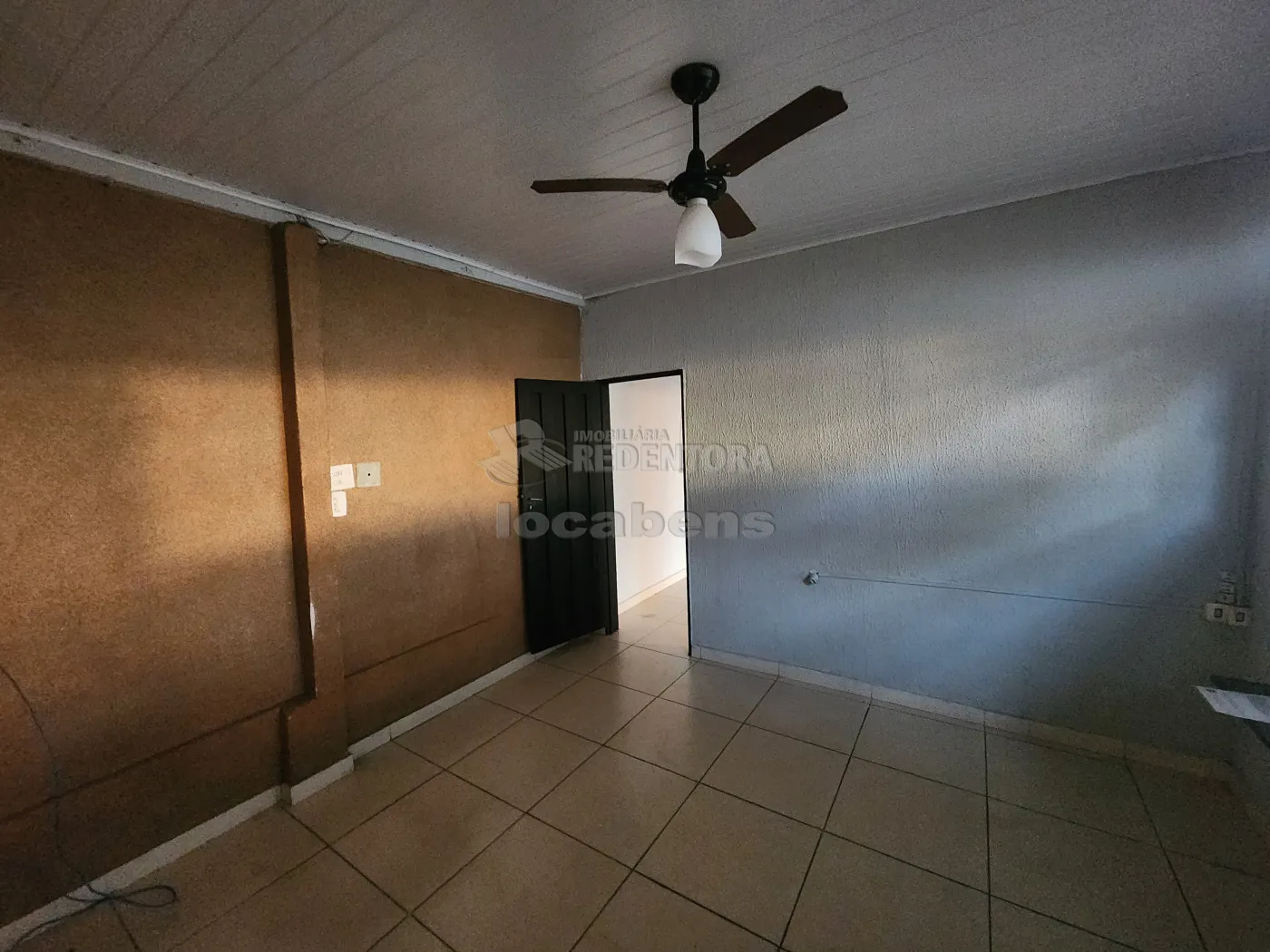 Alugar Comercial / Salão em São José do Rio Preto R$ 2.500,00 - Foto 4