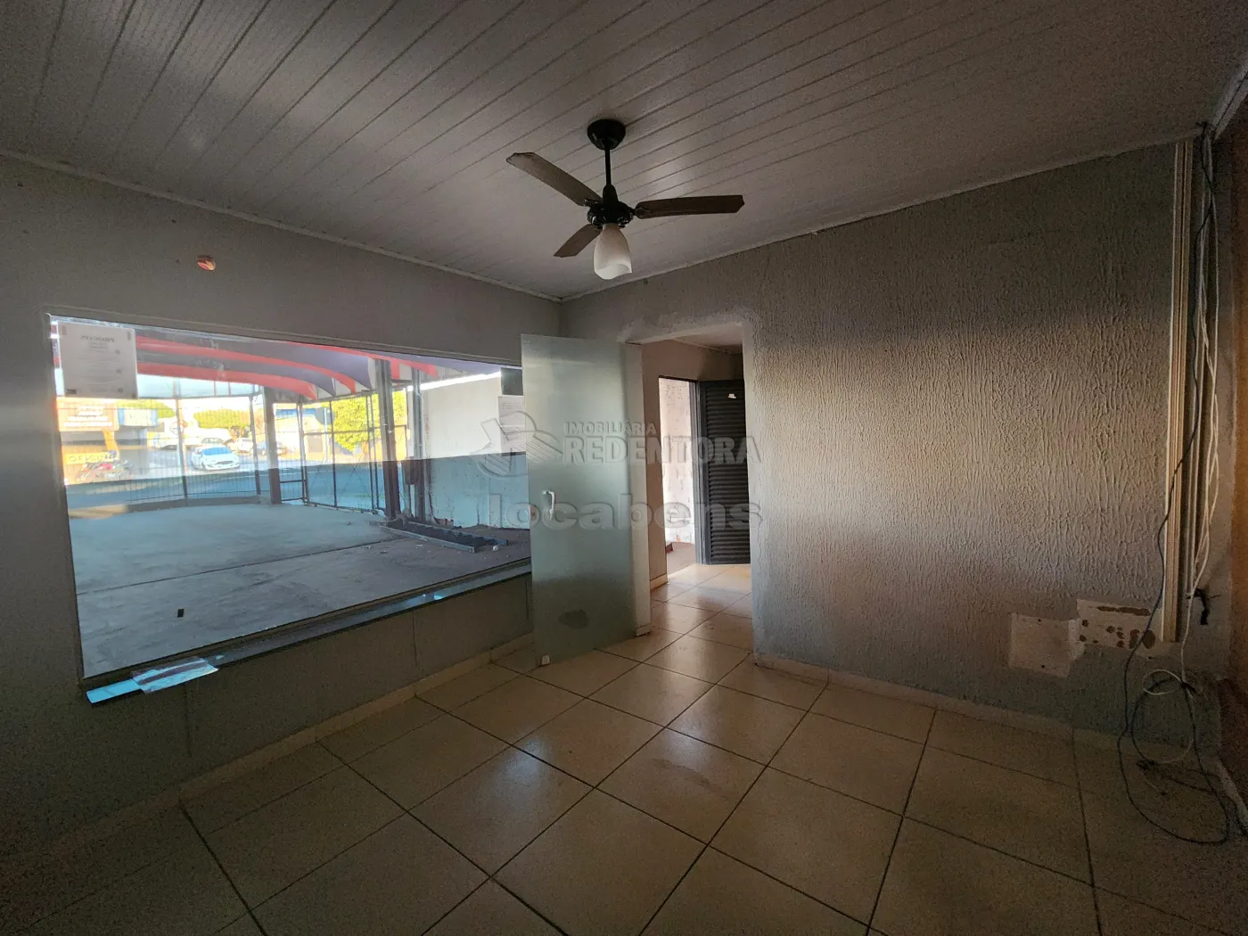 Alugar Comercial / Salão em São José do Rio Preto R$ 2.500,00 - Foto 5