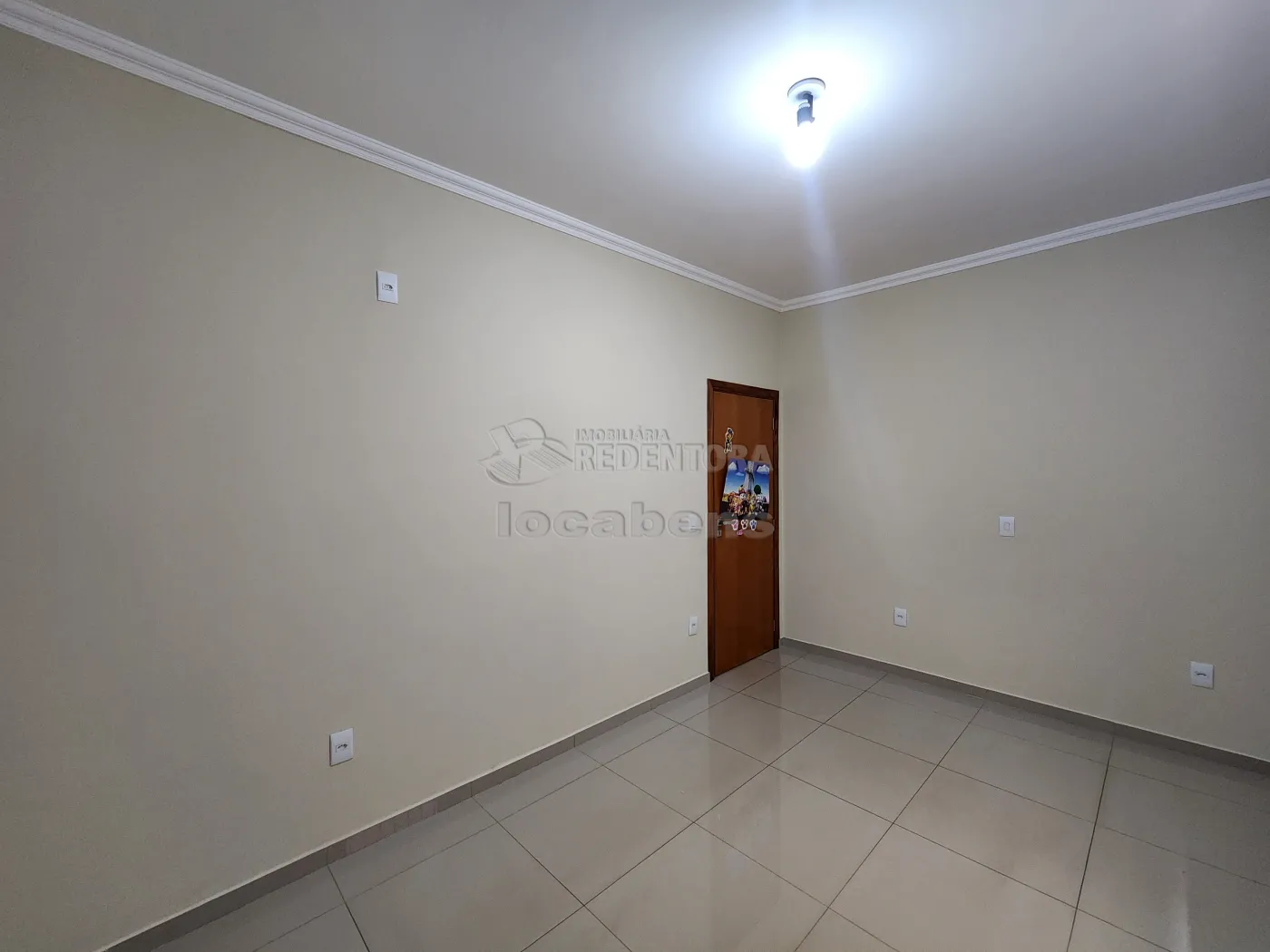 Alugar Casa / Padrão em São José do Rio Preto R$ 2.100,00 - Foto 7