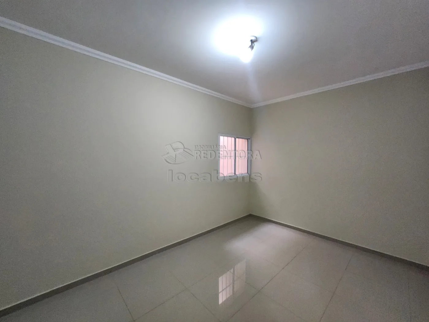 Alugar Casa / Padrão em São José do Rio Preto R$ 2.100,00 - Foto 11