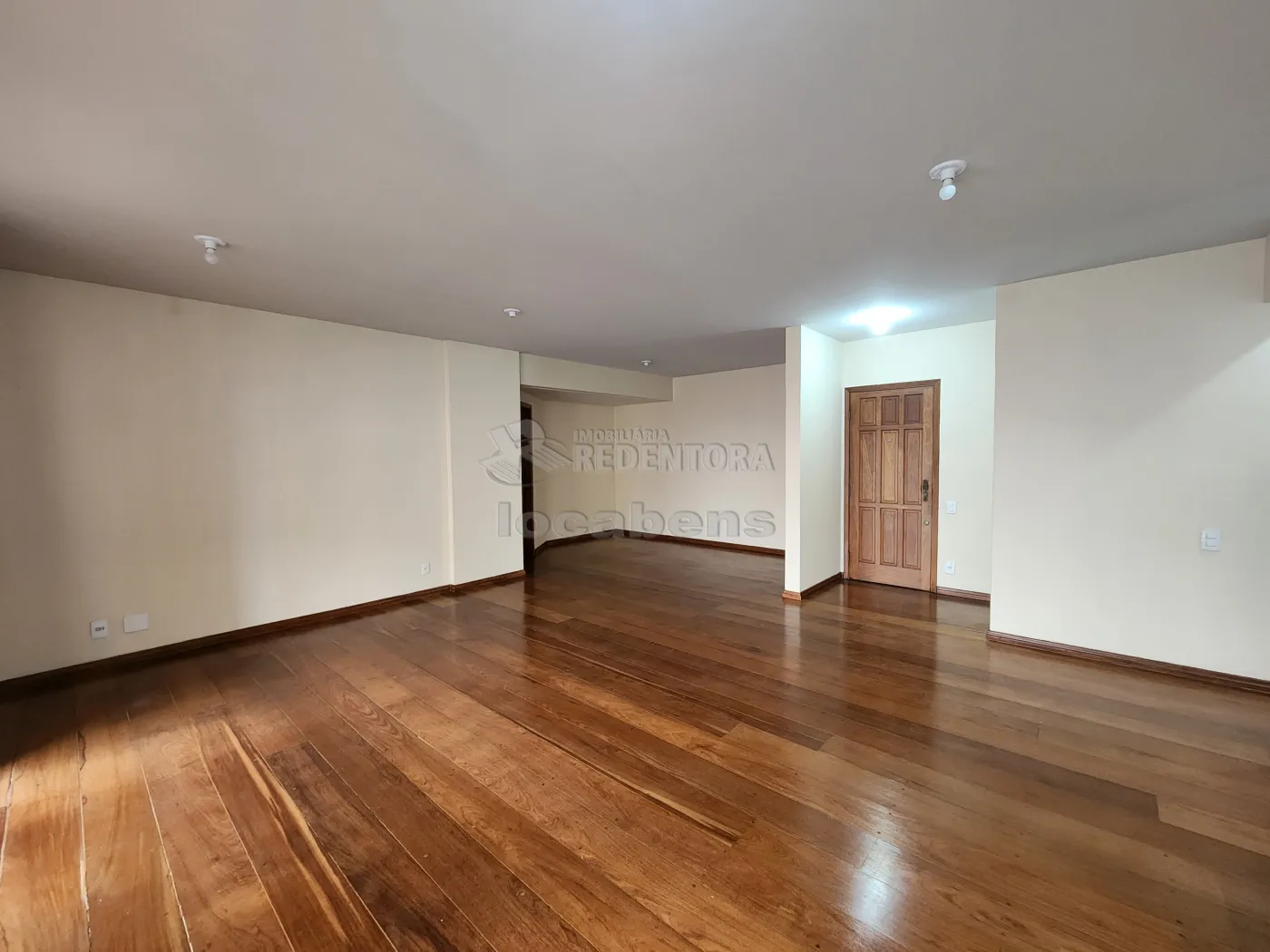 Alugar Apartamento / Padrão em São José do Rio Preto R$ 2.200,00 - Foto 2