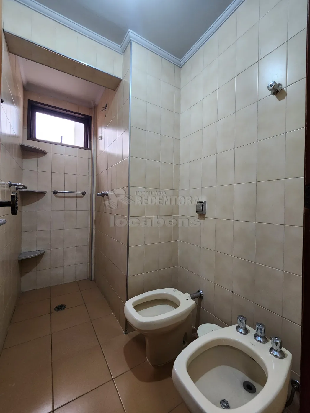 Alugar Apartamento / Padrão em São José do Rio Preto R$ 2.200,00 - Foto 9