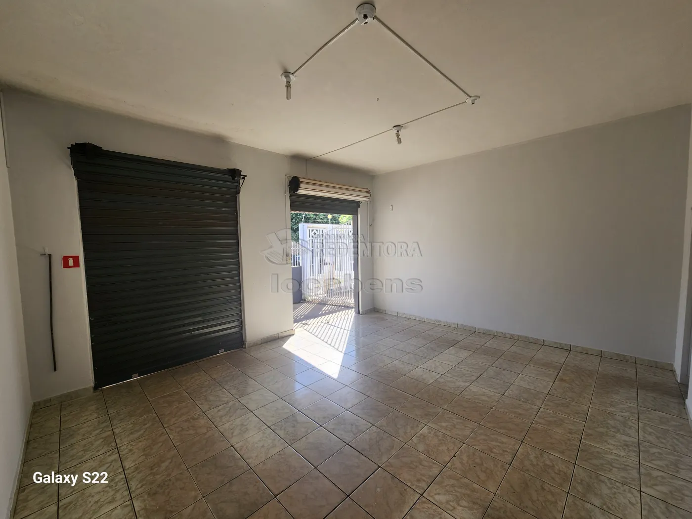 Alugar Comercial / Salão em São José do Rio Preto R$ 950,00 - Foto 4