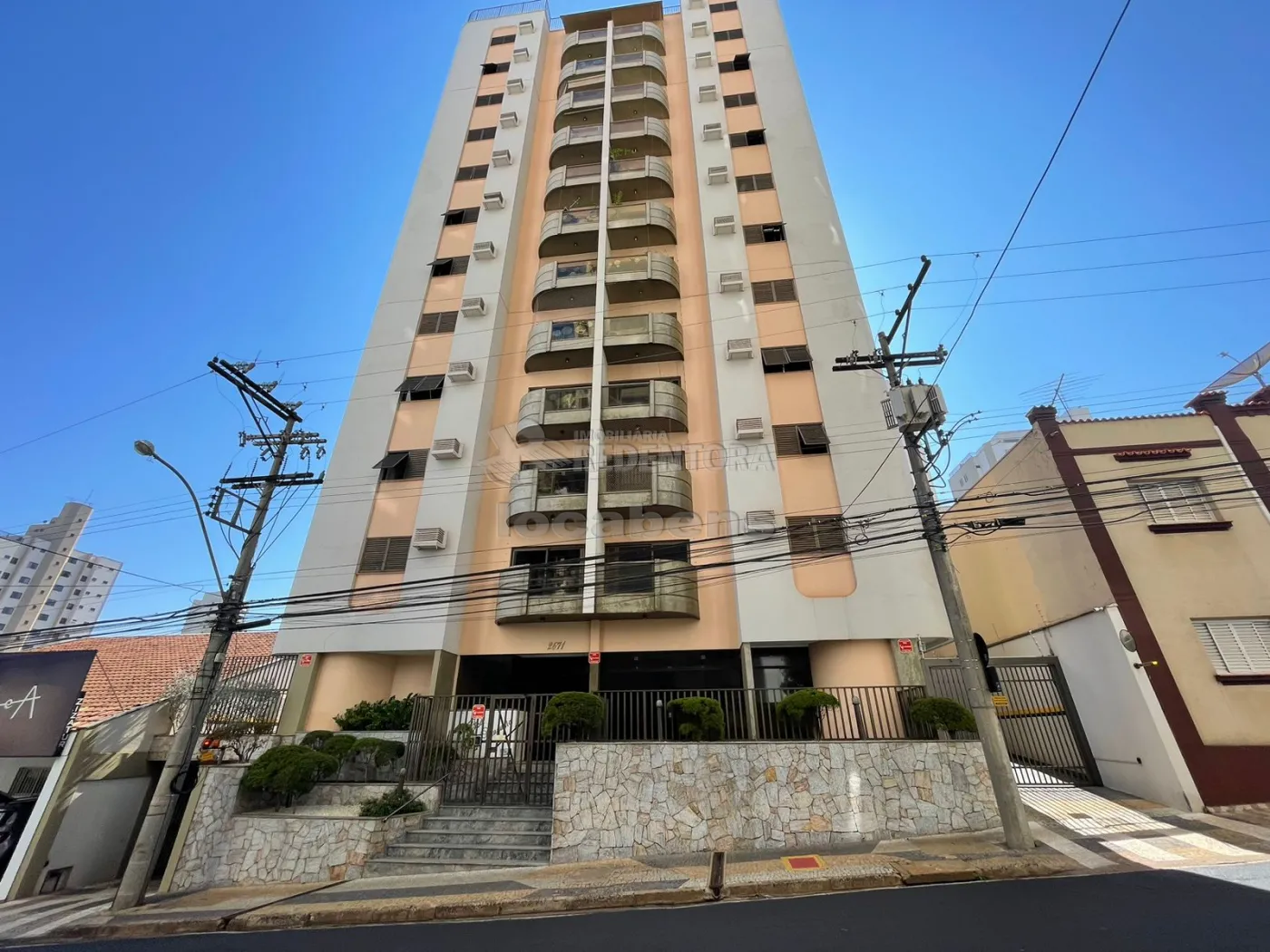 Comprar Apartamento / Padrão em São José do Rio Preto - Foto 1