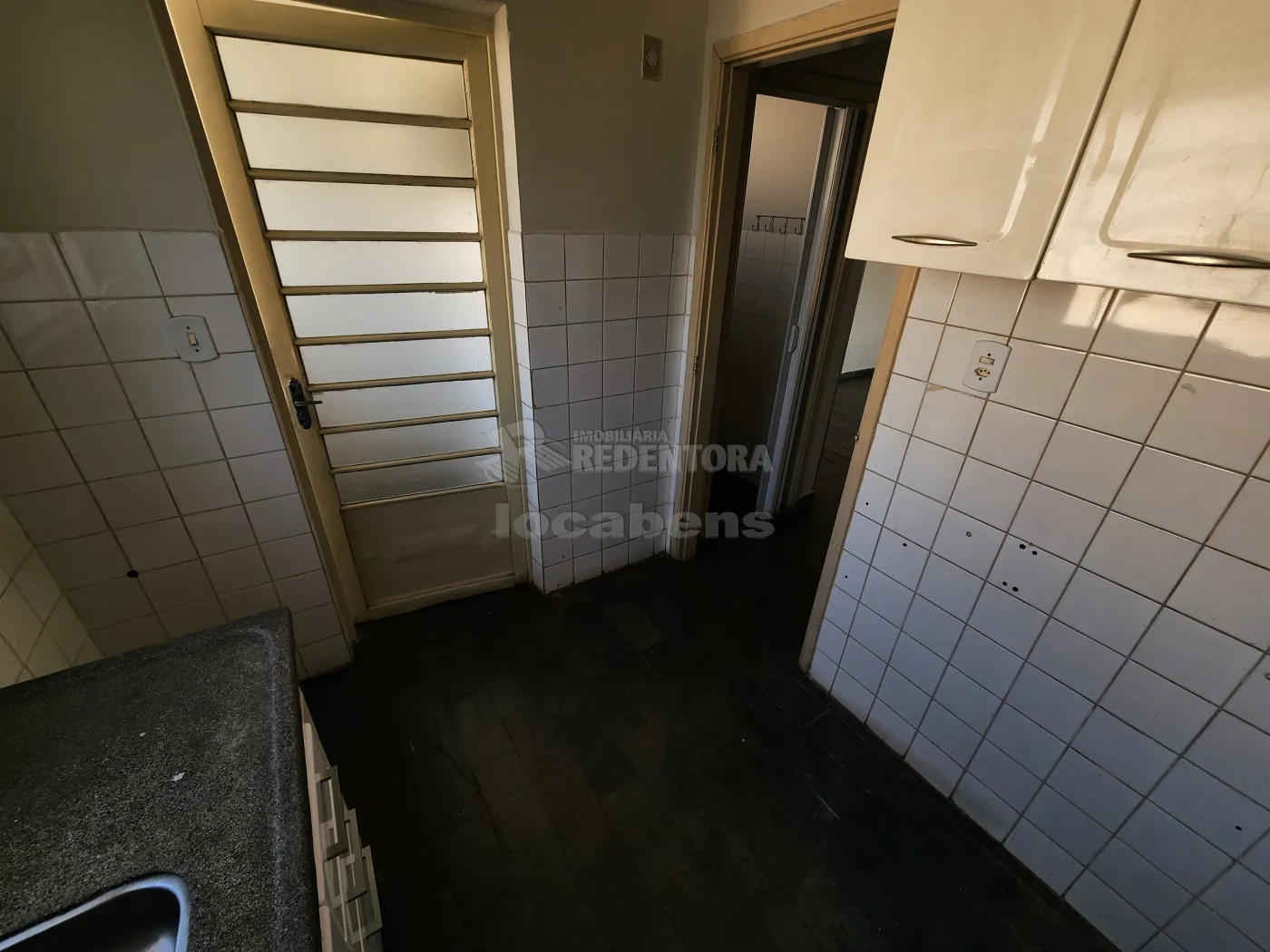 Alugar Apartamento / Padrão em São José do Rio Preto R$ 750,00 - Foto 4