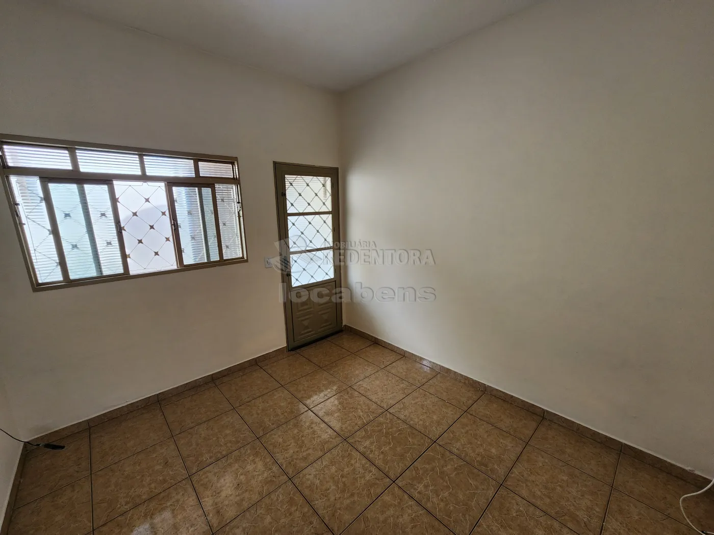 Comprar Casa / Padrão em São José do Rio Preto - Foto 2