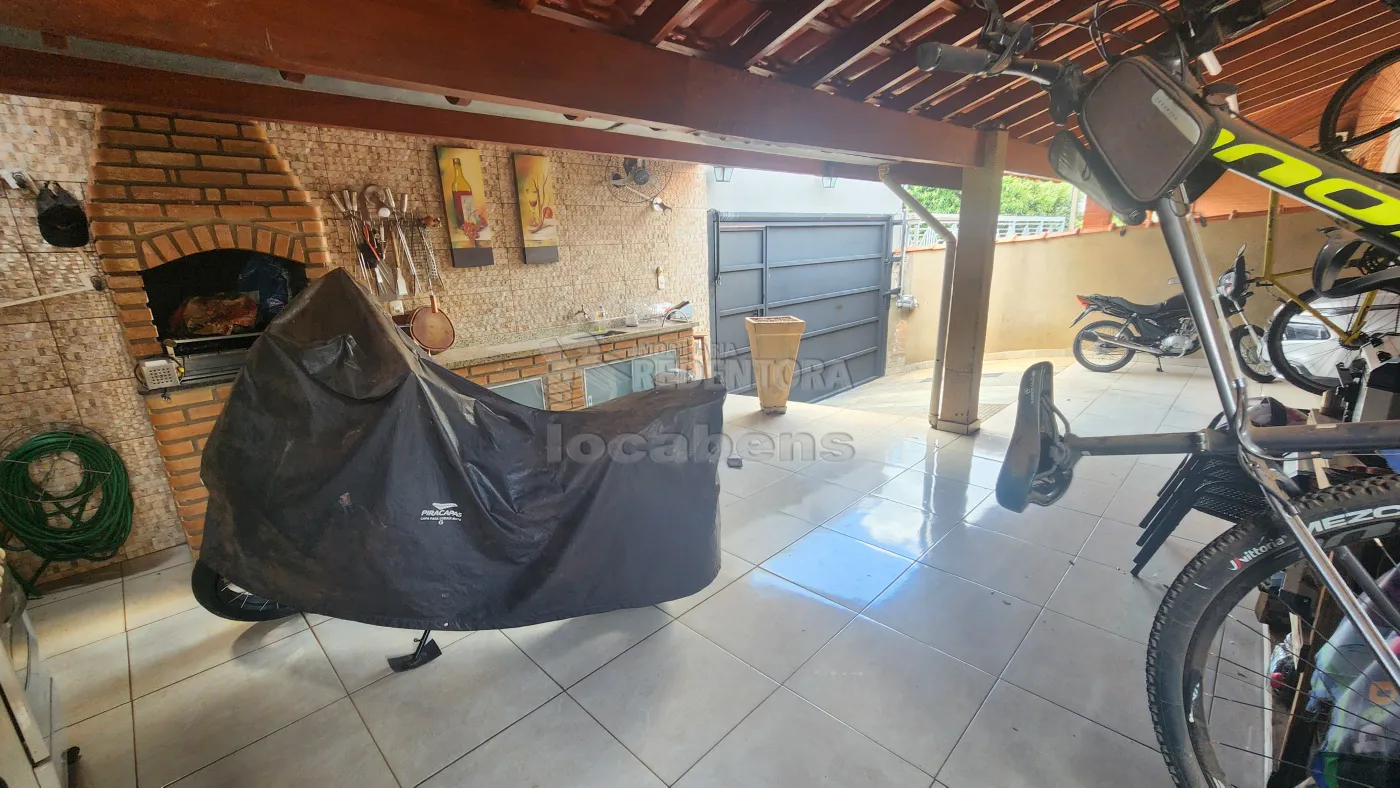 Casa à venda com 2 quartos, 100m² - Foto 17