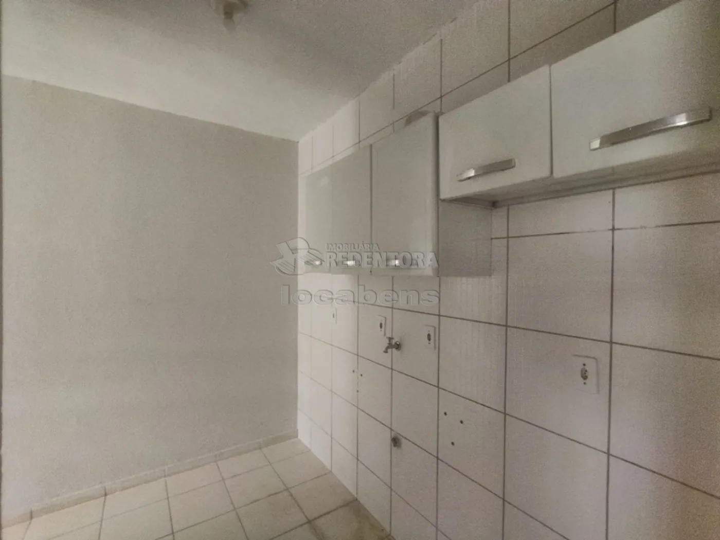 Alugar Casa / Padrão em São José do Rio Preto R$ 900,00 - Foto 8