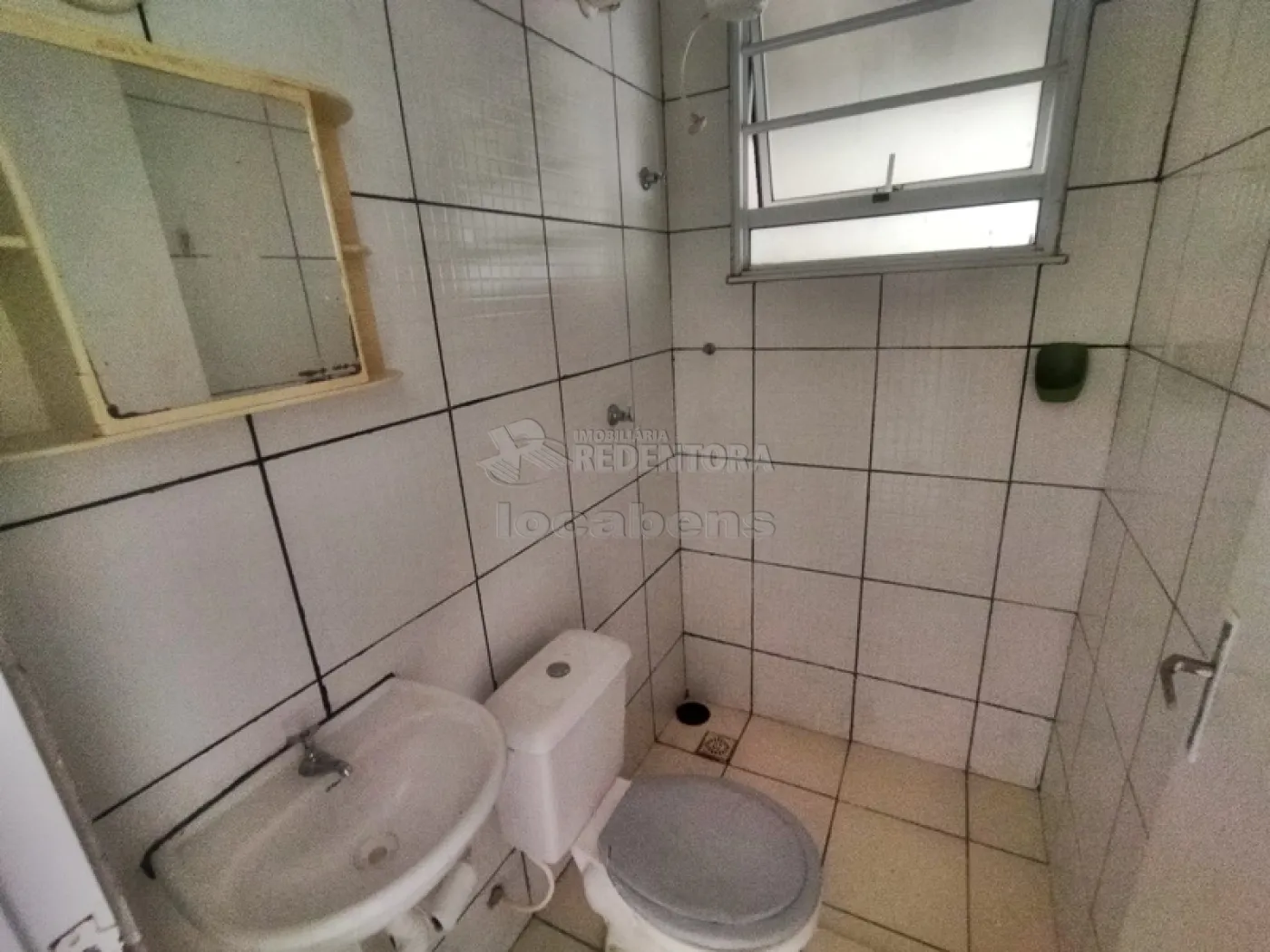 Alugar Casa / Padrão em São José do Rio Preto R$ 900,00 - Foto 12