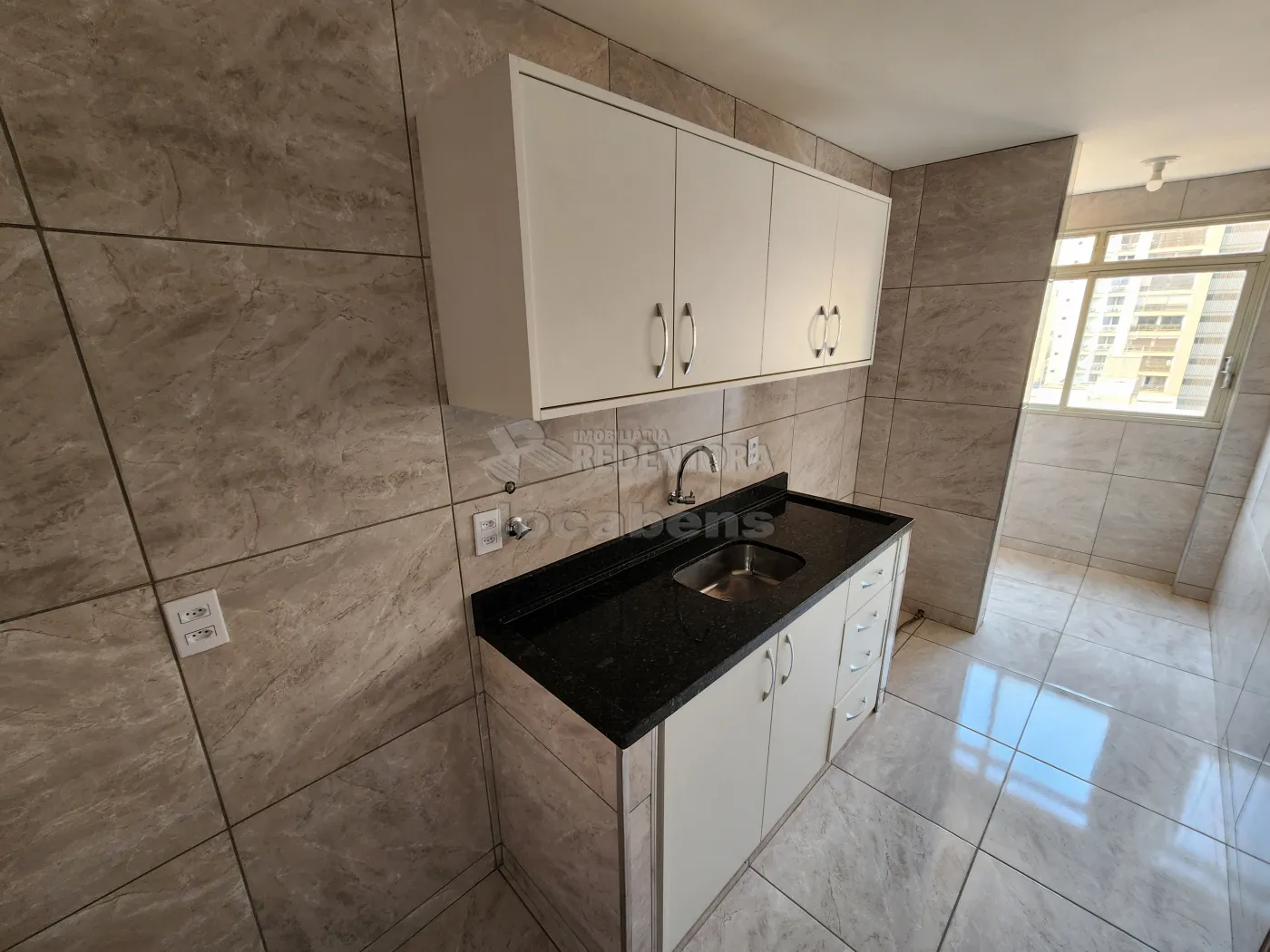 Alugar Apartamento / Padrão em São José do Rio Preto R$ 950,00 - Foto 3