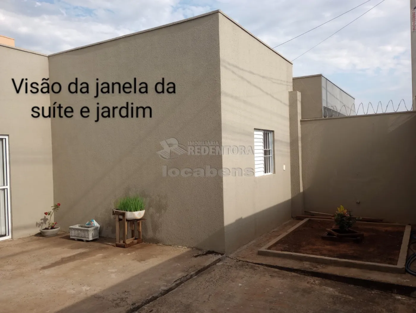 Comprar Casa / Padrão em São José do Rio Preto R$ 450.000,00 - Foto 1