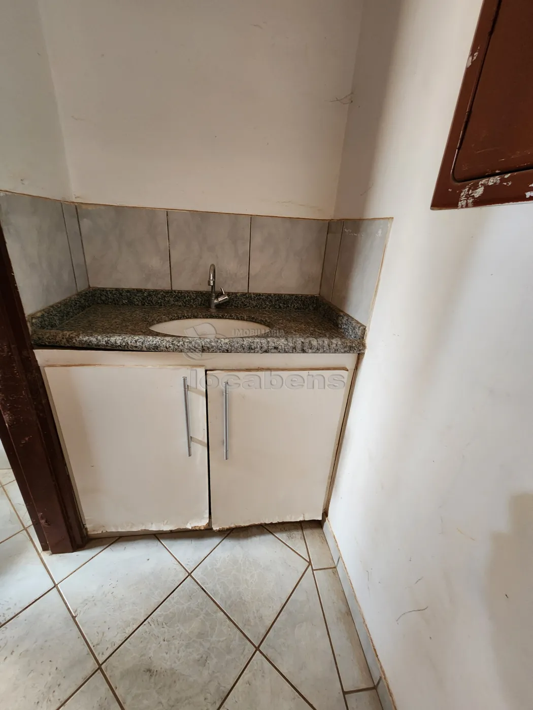 Alugar Comercial / Salão em São José do Rio Preto apenas R$ 1.200,00 - Foto 5