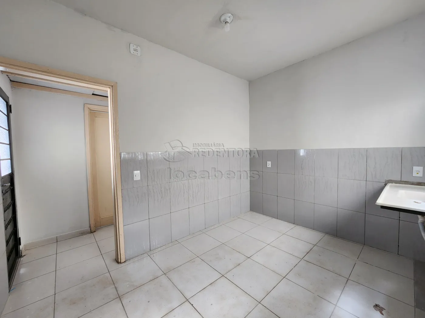 Comprar Casa / Padrão em São José do Rio Preto - Foto 4