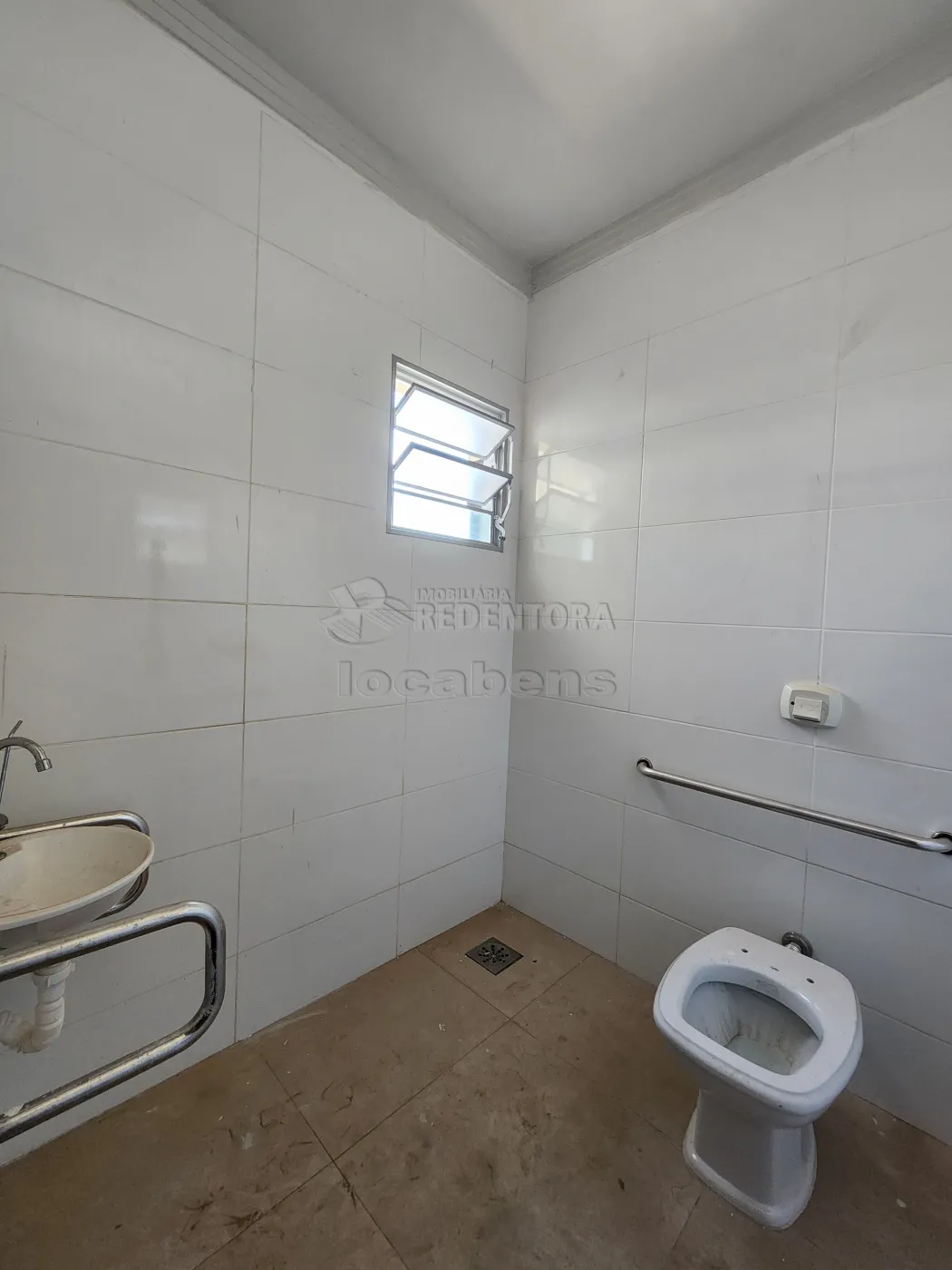 Alugar Comercial / Salão em São José do Rio Preto apenas R$ 1.500,00 - Foto 4