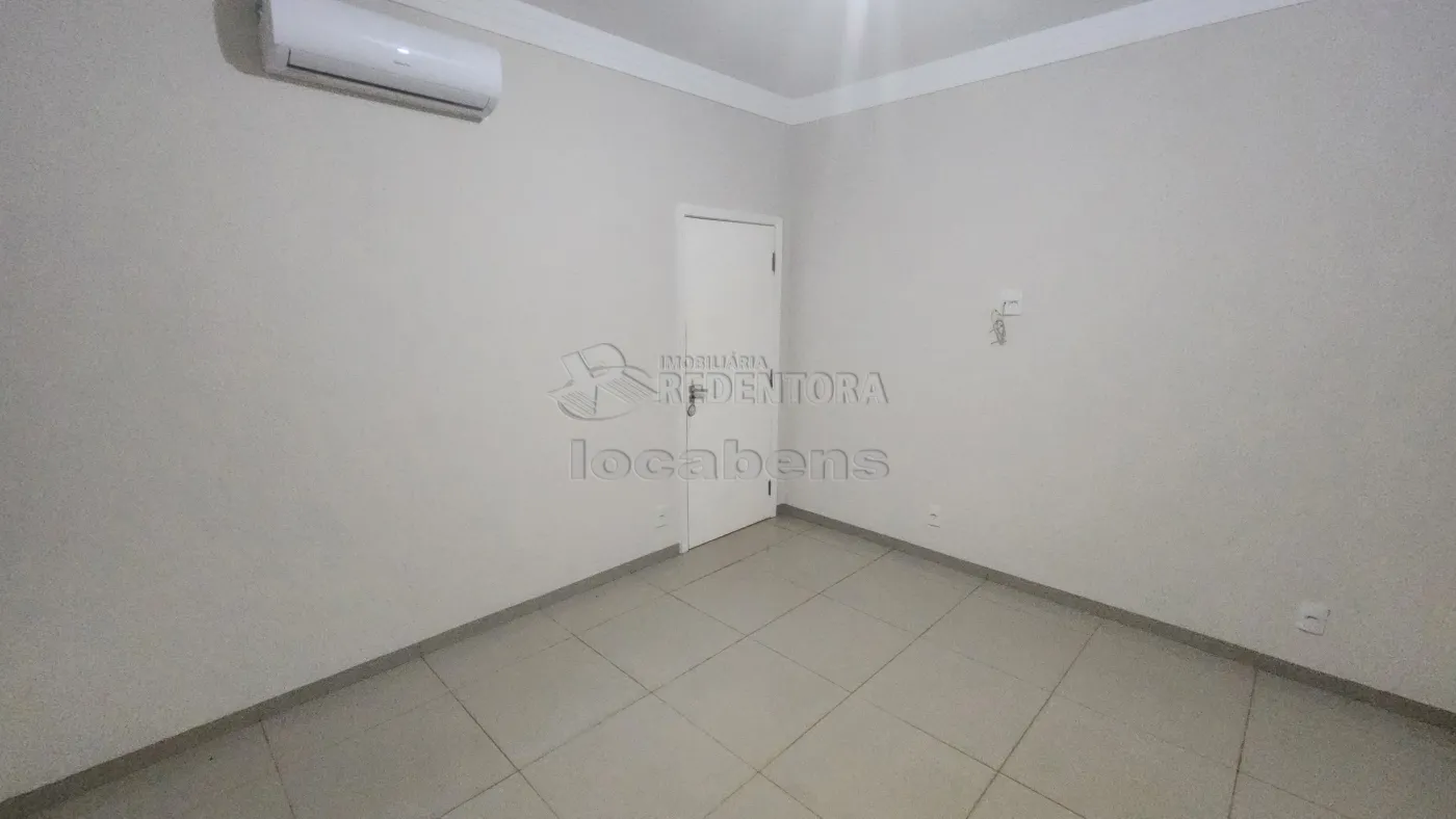 Casa de Condomínio para alugar com 3 quartos, 192m² - Foto 25