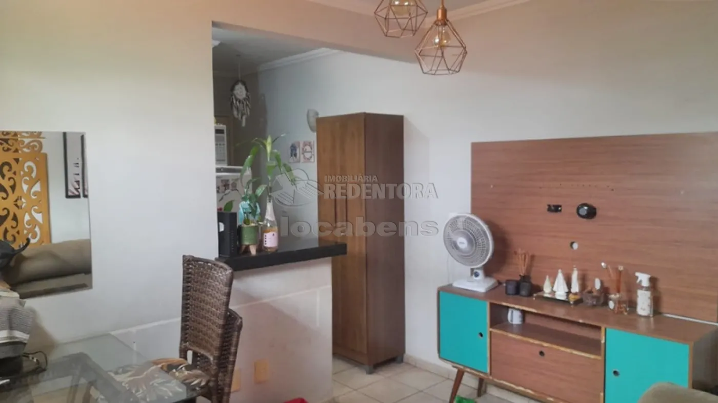 Comprar Apartamento / Padrão em São José do Rio Preto R$ 180.000,00 - Foto 3