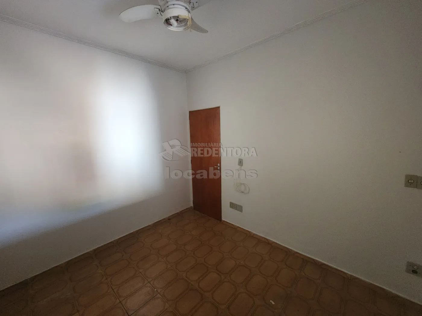 Alugar Casa / Padrão em São José do Rio Preto apenas R$ 850,00 - Foto 9