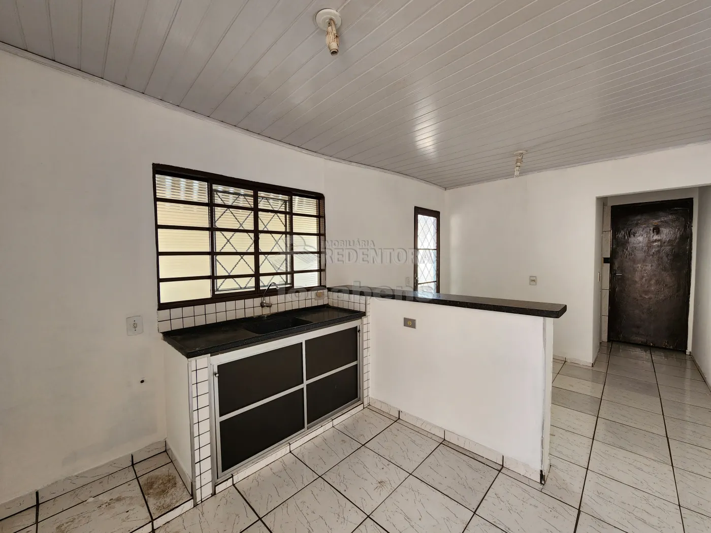 Alugar Casa / Padrão em São José do Rio Preto apenas R$ 600,00 - Foto 1