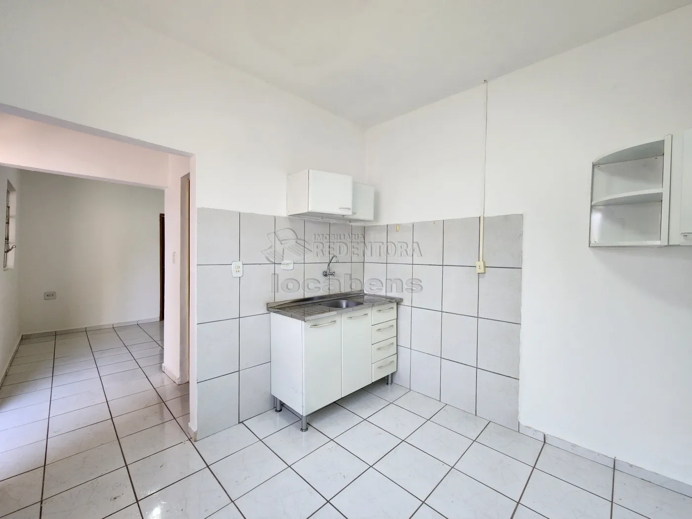 Alugar Casa / Padrão em São José do Rio Preto apenas R$ 800,00 - Foto 4