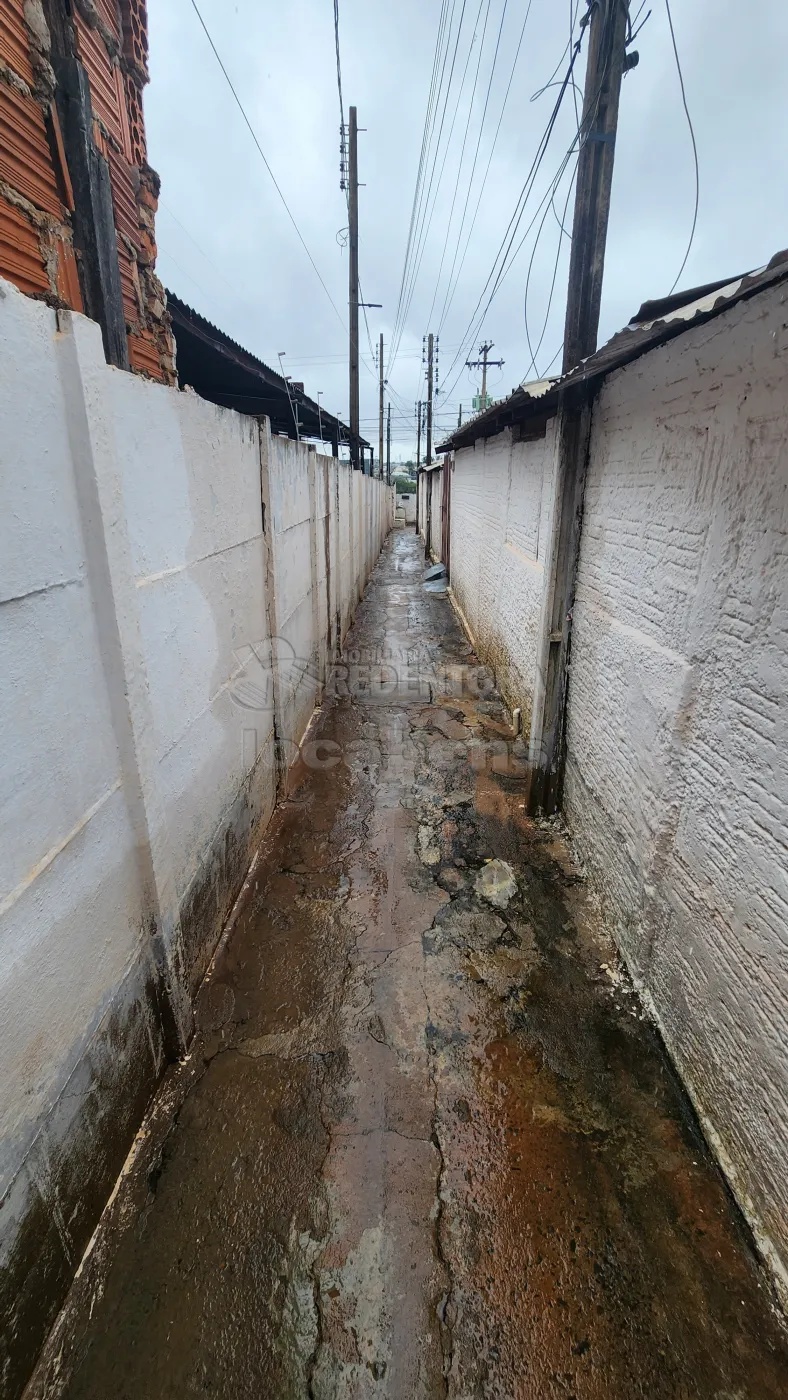 Alugar Casa / Padrão em São José do Rio Preto R$ 550,00 - Foto 12