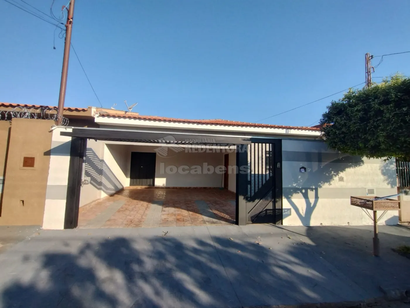 Comprar Casa / Padrão em São José do Rio Preto R$ 350.000,00 - Foto 2