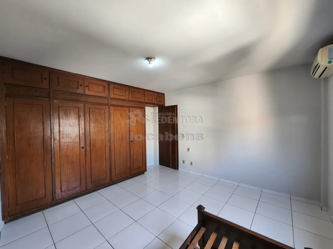 Alugar Apartamento / Padrão em São José do Rio Preto R$ 1.300,00 - Foto 6