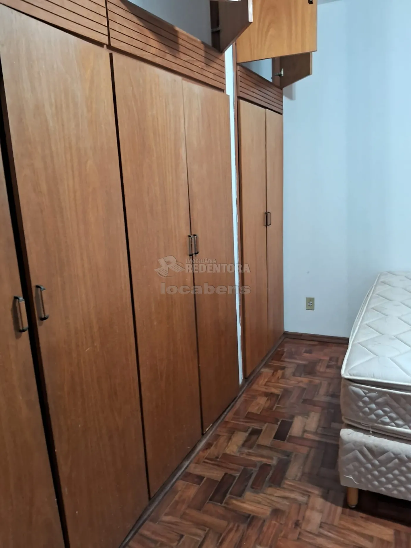 Apartamento para alugar com 3 quartos, 90m² - Foto 13