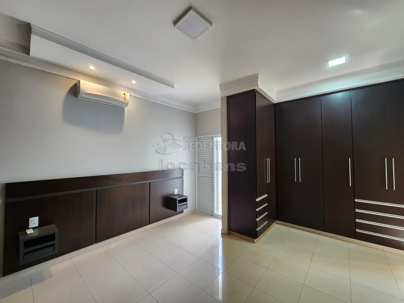 Casa de Condomínio para alugar com 4 quartos, 280m² - Foto 10