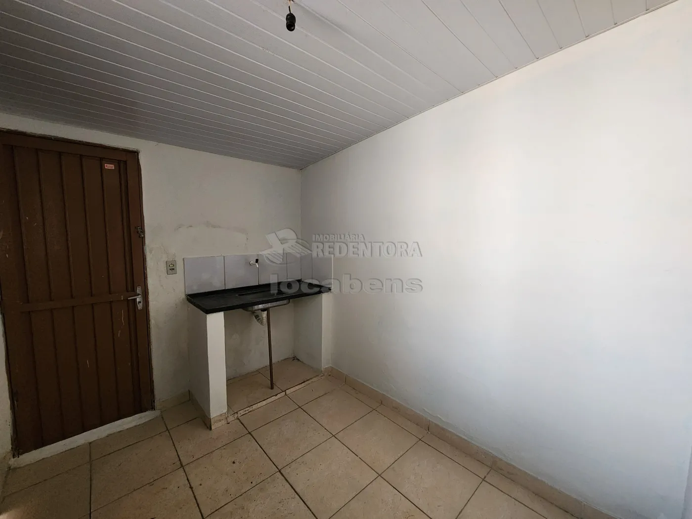 Alugar Casa / Padrão em São José do Rio Preto apenas R$ 600,00 - Foto 4