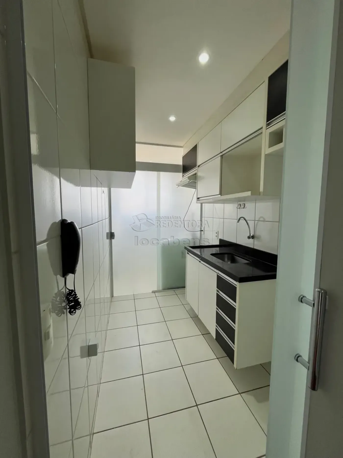 Comprar Apartamento / Padrão em São José do Rio Preto R$ 185.000,00 - Foto 2