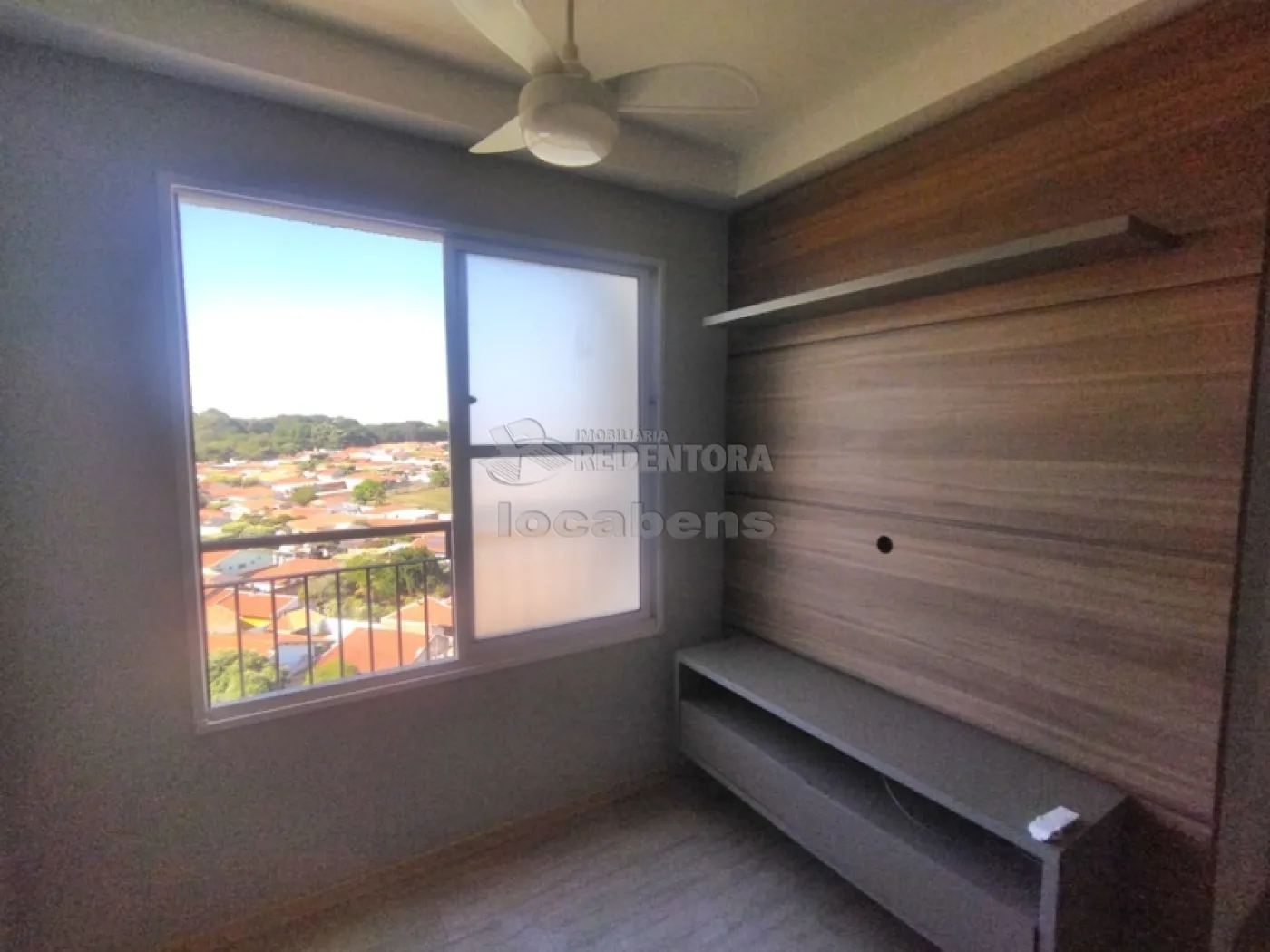 Alugar Apartamento / Padrão em São José do Rio Preto R$ 1.300,00 - Foto 4