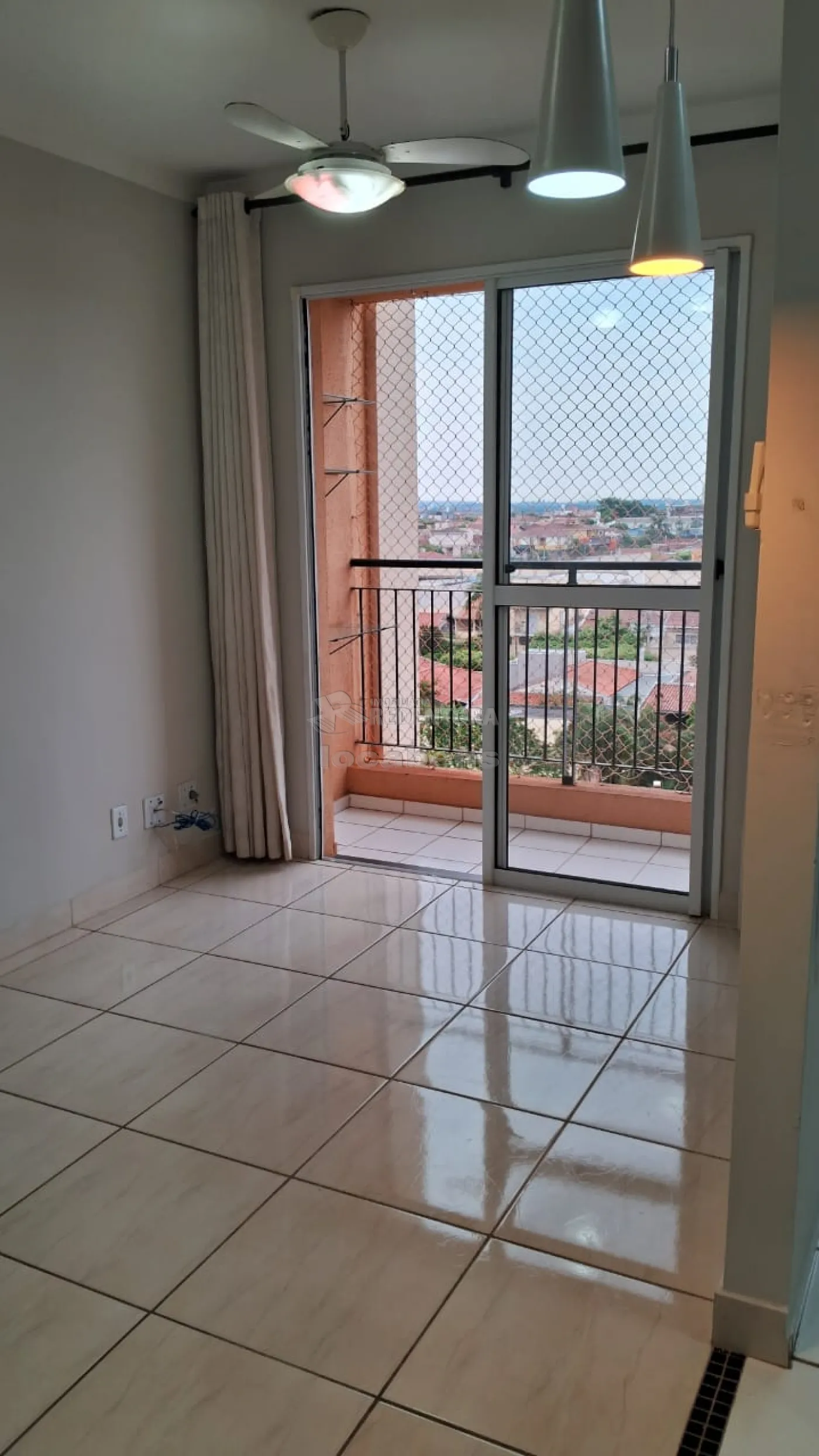 Alugar Apartamento / Padrão em São José do Rio Preto R$ 1.210,00 - Foto 1