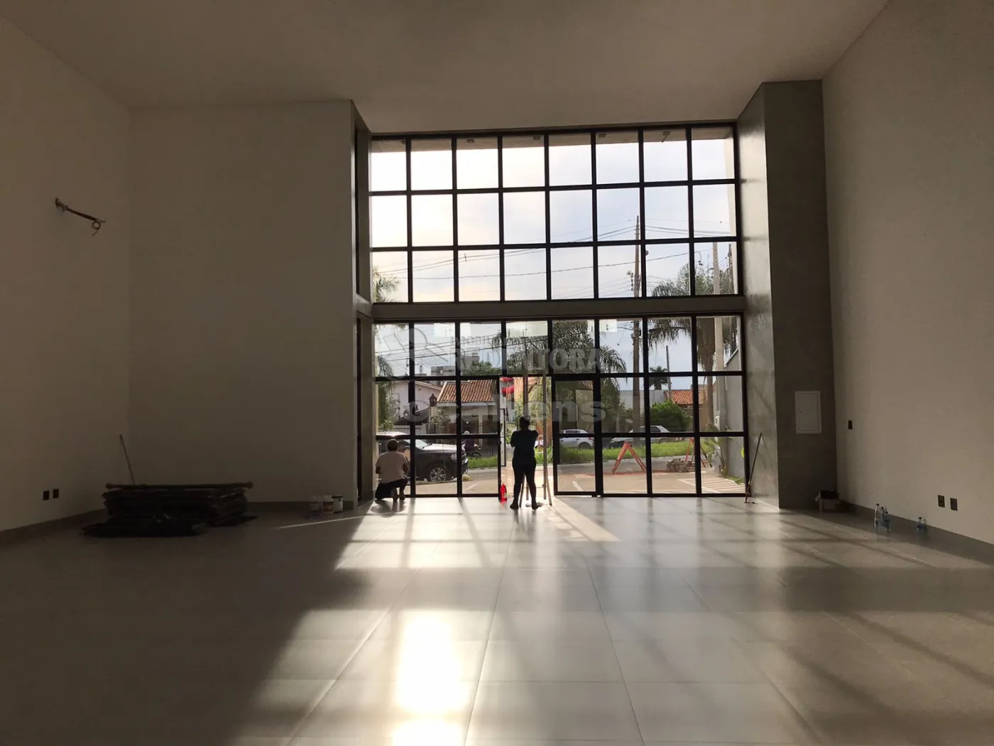 Alugar Comercial / Salão em São José do Rio Preto apenas R$ 16.000,00 - Foto 2