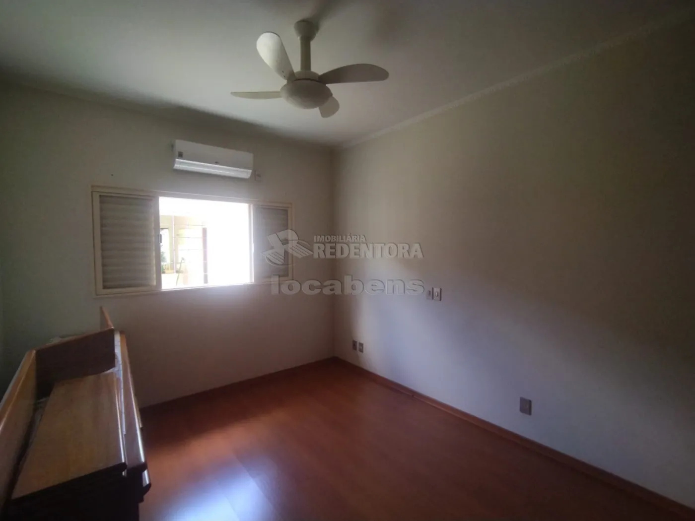 Casa à venda com 4 quartos, 300m² - Foto 13