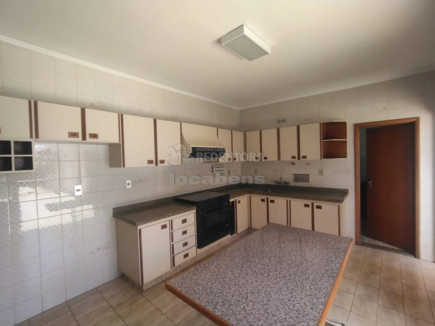 Casa à venda com 4 quartos, 300m² - Foto 8