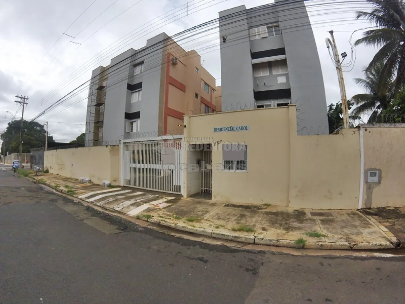 Comprar Apartamento / Padrão em São José do Rio Preto R$ 200.000,00 - Foto 1