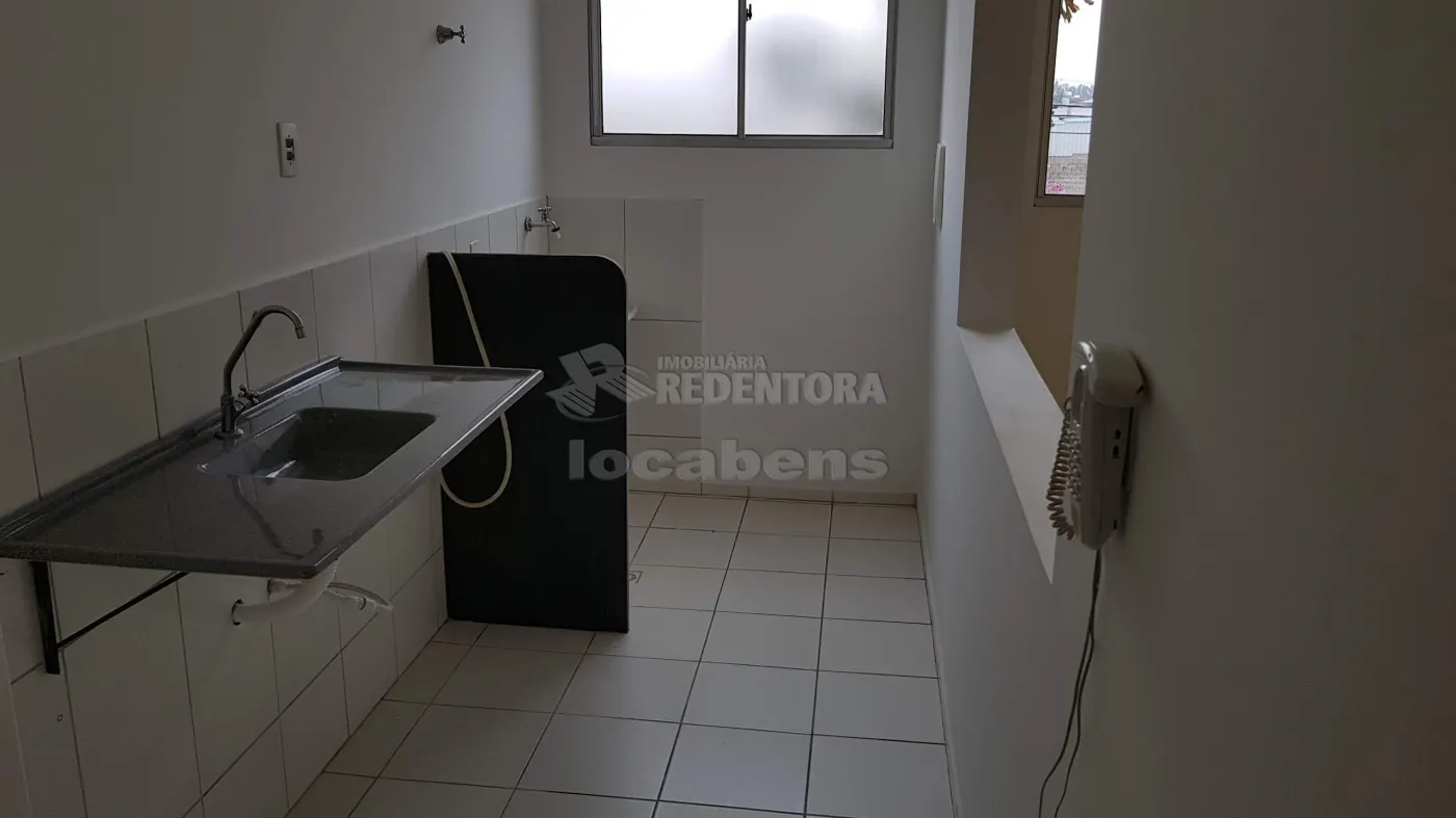 Comprar Apartamento / Padrão em São José do Rio Preto apenas R$ 179.000,00 - Foto 1