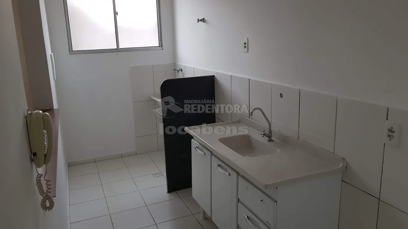 Comprar Apartamento / Padrão em São José do Rio Preto apenas R$ 169.000,00 - Foto 3