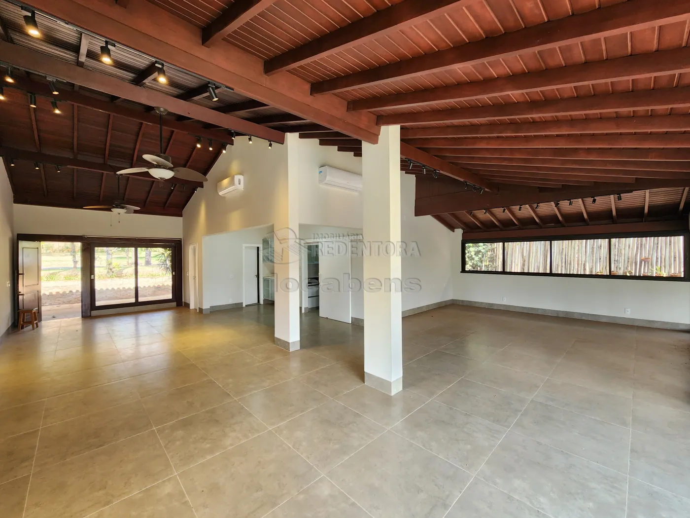 Casa de Condomínio à venda com 4 quartos, 200m² - Foto 5