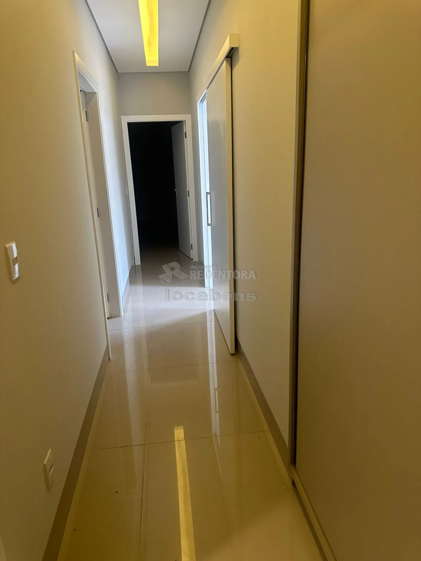 Casa de Condomínio à venda com 3 quartos, 218m² - Foto 17