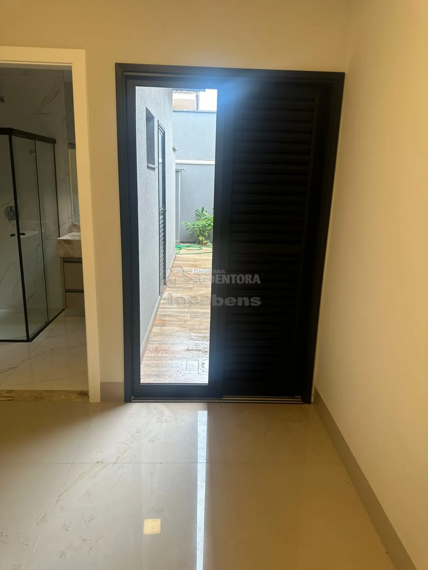 Casa de Condomínio à venda com 3 quartos, 218m² - Foto 18