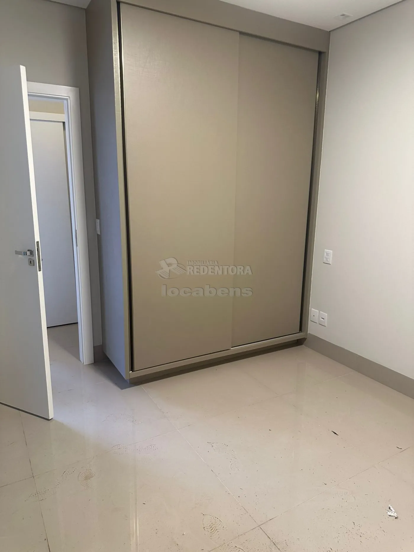 Casa de Condomínio à venda com 3 quartos, 218m² - Foto 29