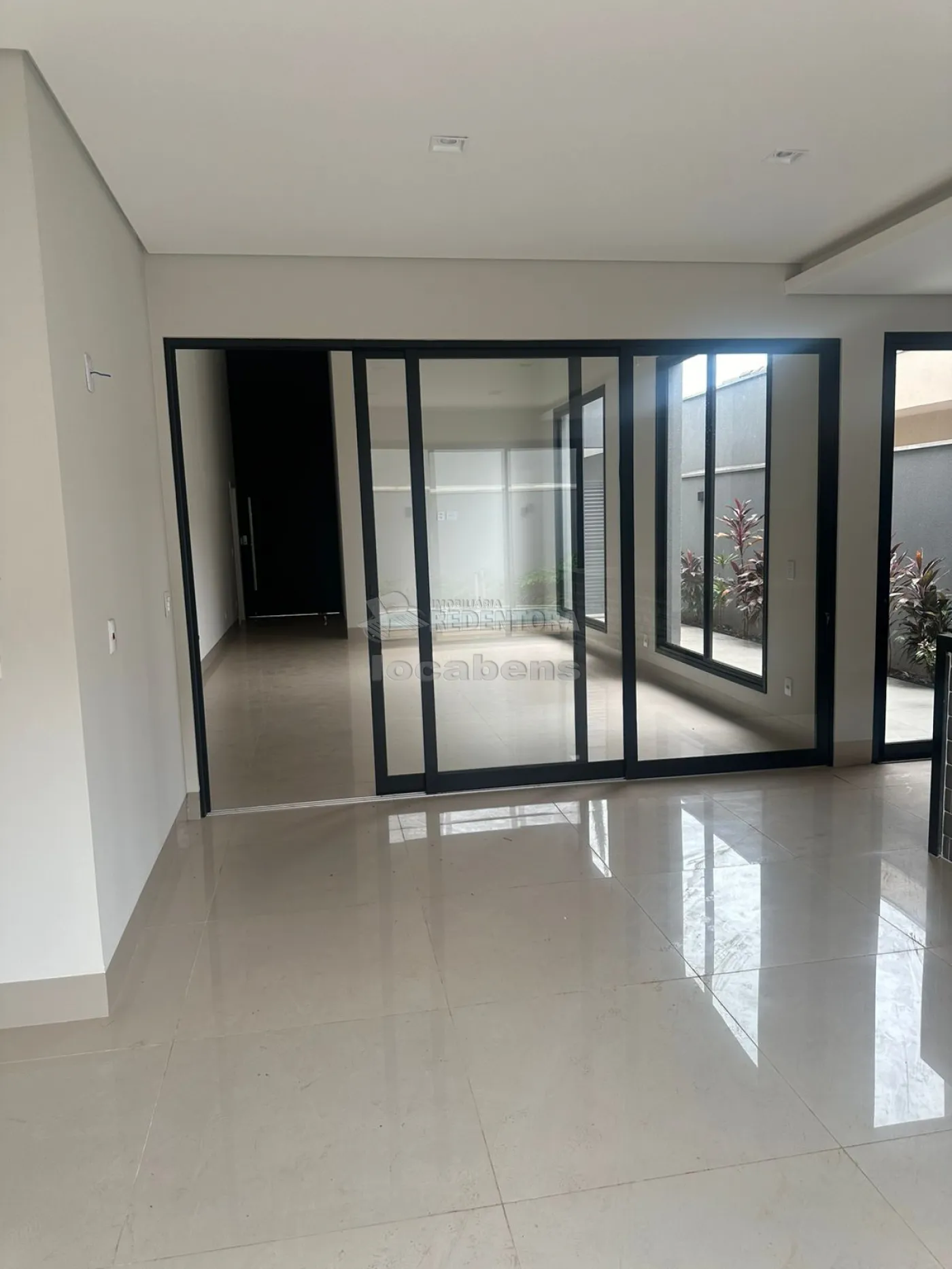 Casa de Condomínio à venda com 3 quartos, 218m² - Foto 52