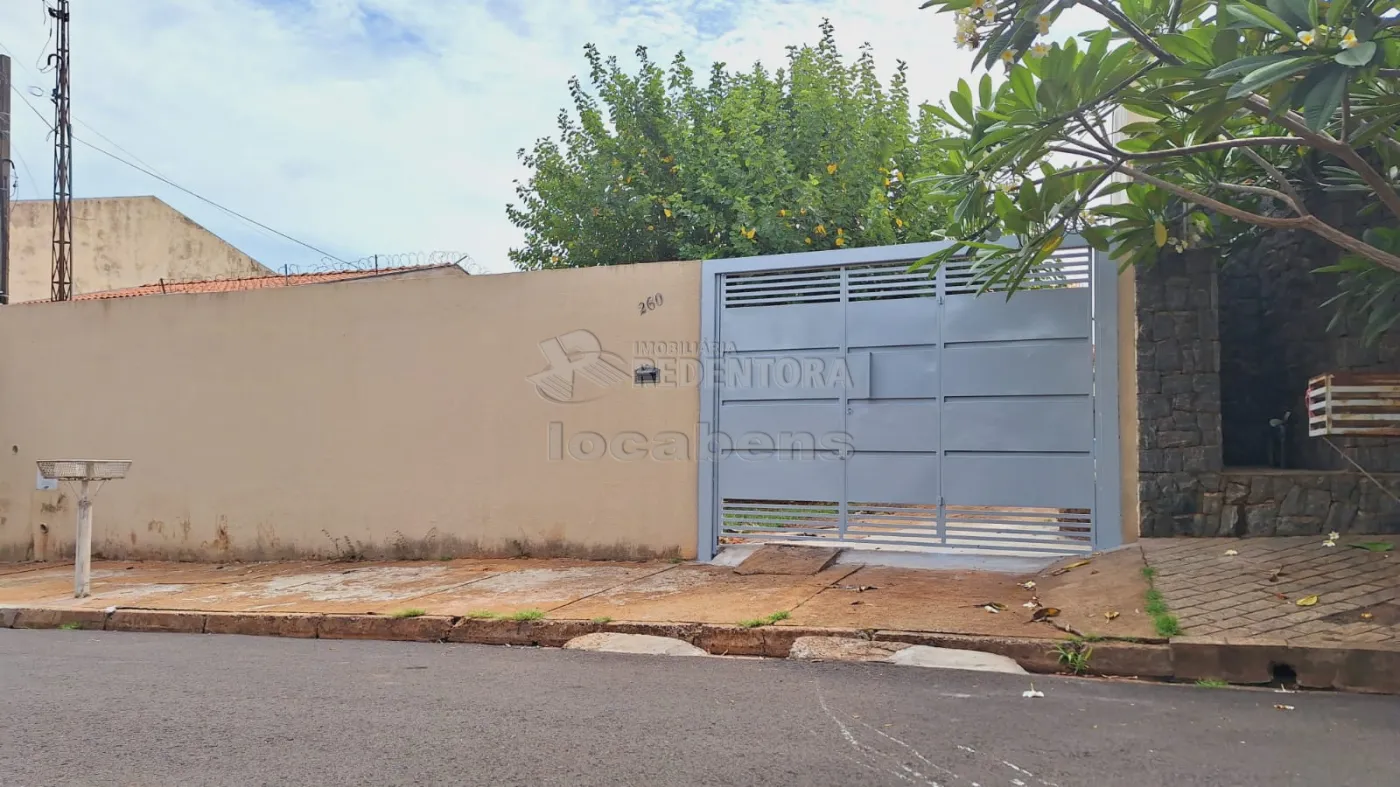 Alugar Casa / Padrão em São José do Rio Preto R$ 1.100,00 - Foto 2