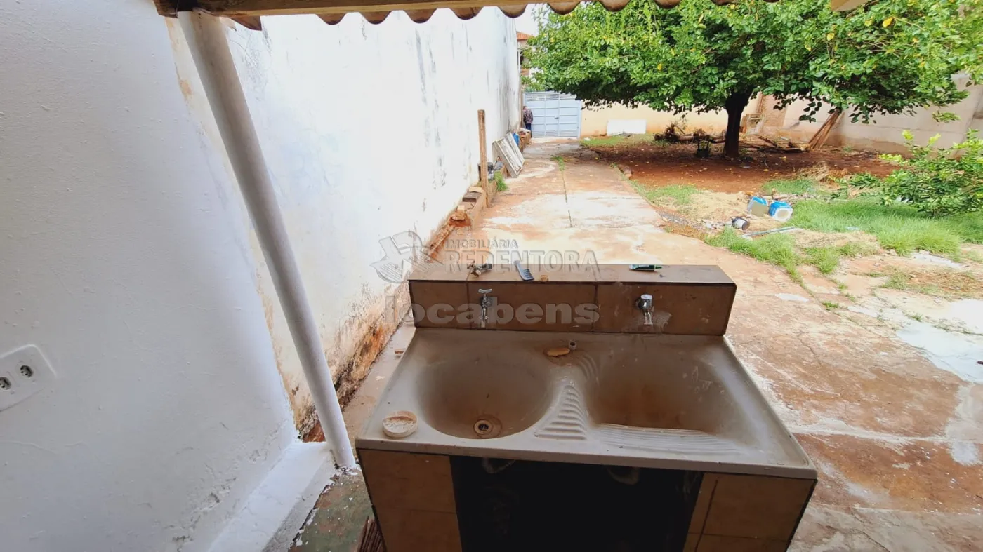 Alugar Casa / Padrão em São José do Rio Preto R$ 1.100,00 - Foto 8