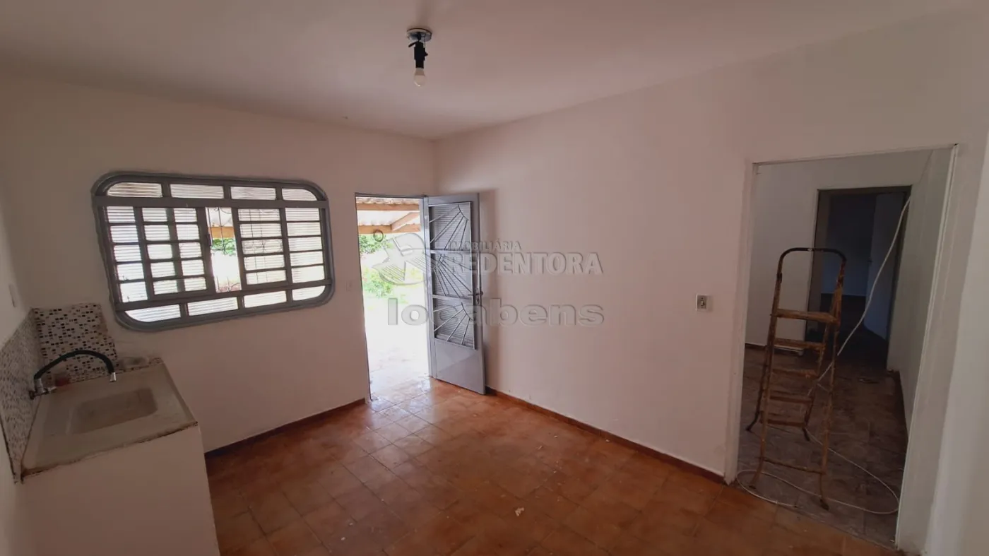 Alugar Casa / Padrão em São José do Rio Preto R$ 1.100,00 - Foto 10