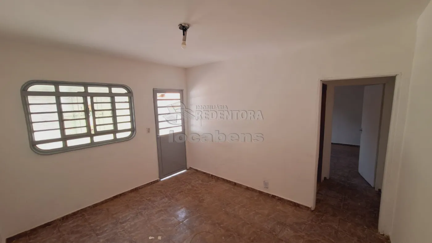 Alugar Casa / Padrão em São José do Rio Preto R$ 1.100,00 - Foto 11